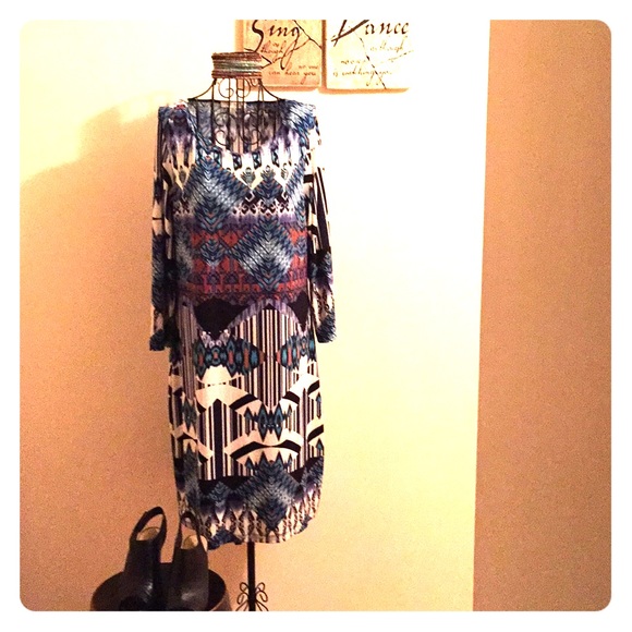 $⬇️ Sheath Dress/Tunic in Southwestern Pattern - Picture 4 of 7